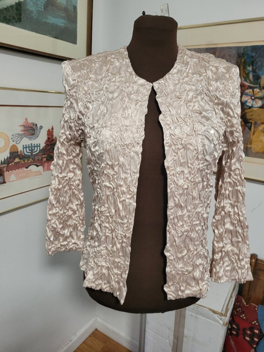 Cream Rouched Evening Jccket itah Sequin detailing Size M JS Boutique